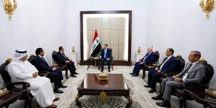 السوداني يستقبل وفد اتحاد المصارف العربية