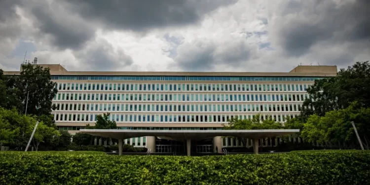 عميل سابق للاستخبارات الأميركية يقـــــر بالتجسس لصالح الصين