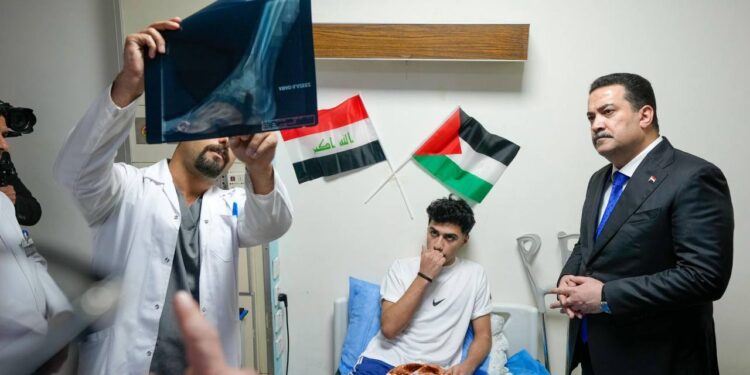 السوداني يزور جرحى العدوان على غزّة، ويؤكد مؤازرة العراق للحق الفلسطيني