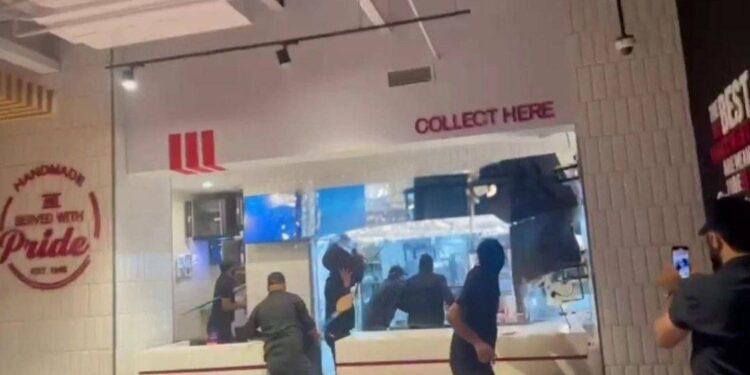 استهداف مطعم جلي هاوس في بغداد وهو الثالث خلال ساعات