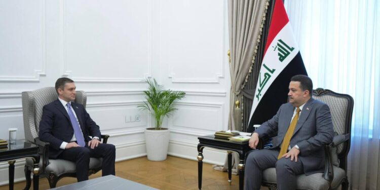 السوداني يستقبل سفير جمهورية أذربيجان