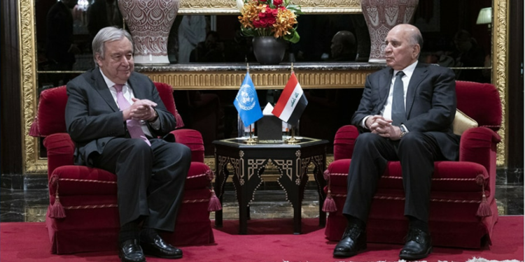 وزير الخارجية يناقش مع غوتيرش في المنامة عمل البعثة الاممية في ⁧العراق‬⁩