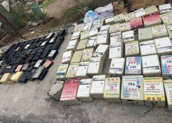 الاعلان عن إزالة ( 117 ) كابينة ضوئية متجاوزة في جانب الكرخ من بغداد