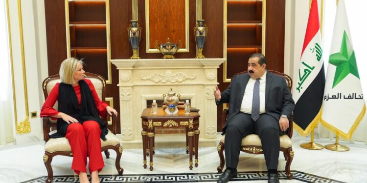 رئيس تحالف العزم يلتقي بلاسخارت