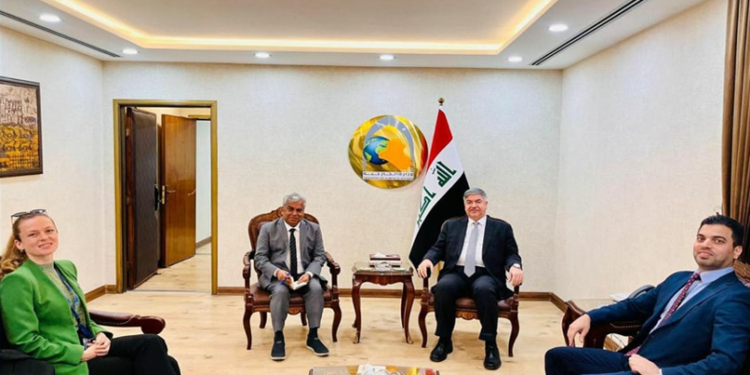 وزارة الخارجية تبحث مع برنامج الامم المتحدة الانمائي تعزيز الشراكة في مجال “البيئة والمناخ والمياه”