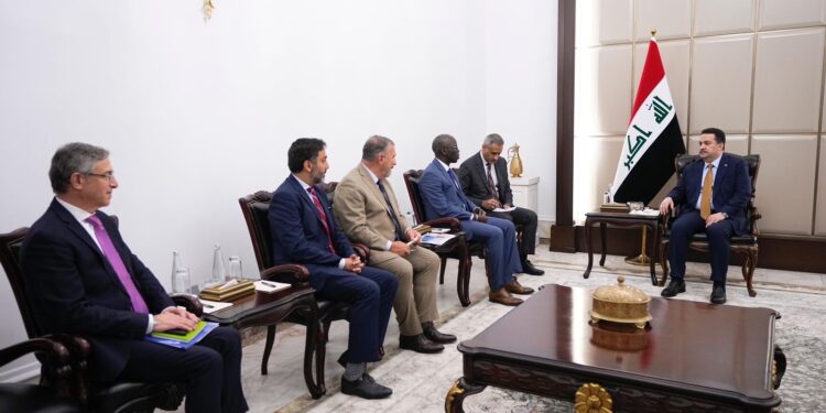 السوداني يستقبل نائب رئيس البنك الدولي لمنطقة الشرق الأوسط وشمال أفريقيا