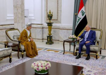 رئيس الجمهورية يستقبل سفير سلطنة عُمان