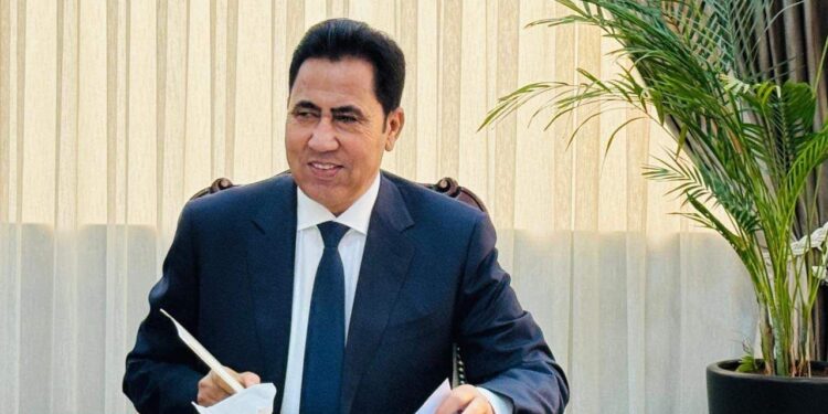 محافظ نينوى يعلن المباشرة الفعلية لانطلاق مشروع توسيع مدينة الموصل