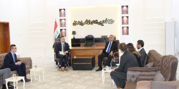 رئيس محكمة استئناف الانبار يستقبـــل رئيس قسم مكافحة الارهاب في السفارة البريطانية