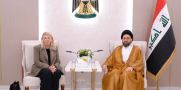 الحكيم يلتقي السفيرة الكندية