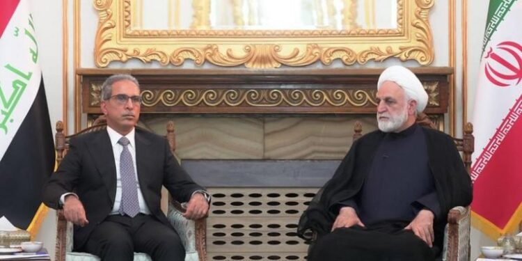 رئيس مجلس القضاء الأعلى يلتقي نظيره الايراني في طهران نظيره الايراني