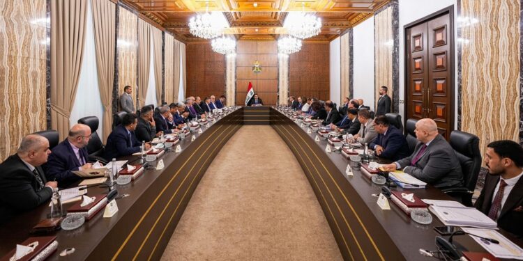 السوداني يرأس الاجتماع الثاني للجنة العليا للتنسيق بين مجلس الوزراء والاتحادات والنقابات