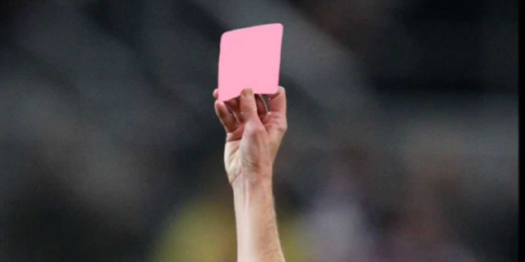 “البطاقة الوردية” التي ستظهر لأول مرة في مباريات بطولة كوبا أمريكا