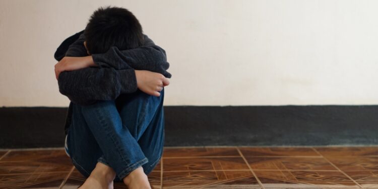 “متلازمة هيكيكوموري” عندما يرفض الشخص التواصل مع العالم الخارجي