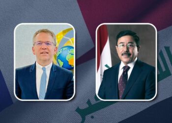 محافظ البنك المركزي يستقبل السفير الفرنسي
