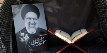 رحیل رئيسي يترك إيران على مفترق طرق في (علاقاتها مع الغرب)
