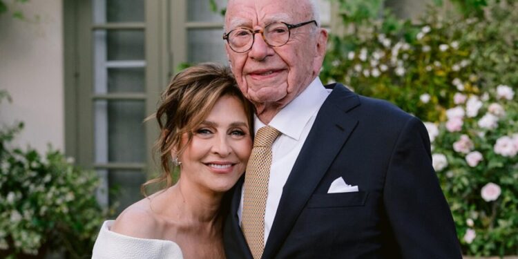 روبيرت مردوخ يتزوج للمرة الـ 5 في عمر الـ93