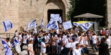 انتشــــار للشرطة في القدس قبل مسيرة الأعلام ومخاوف من “اشتباكات”
