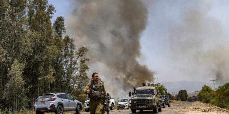 شن إسرائيل حربا ضد لبنان “رهينة الانتخابات الأميركية”