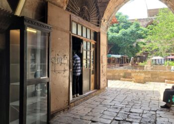 الدكاكين “البلدي” في لبنان