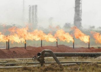 إيران تعلن إنتــــاج النفط من “حقـــل مشترك” مع العراق