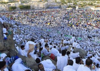 السوداني يوجه بتشكيل غرفة عمليات لتسريع التفويج العكسي للحجاج