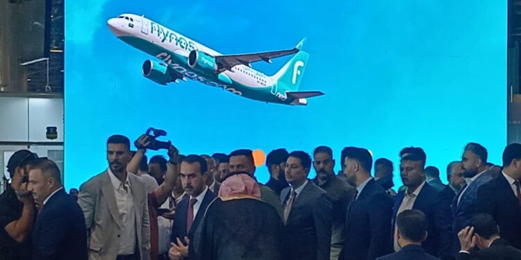 أول رحلة جوية من السعودية إلى النجف