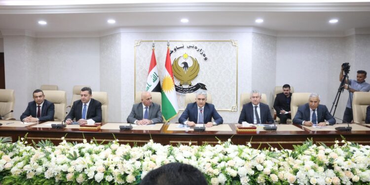 اجتماع بين (بغداد وأربيل) للبحث في عدة ملفات بينها تواجد الـ pkk والاتفاقيــة الامنية مع إيران