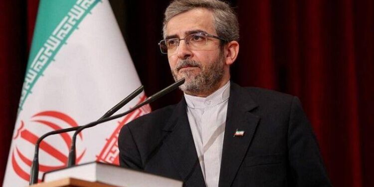 باقري .. إيران والعراق ركيـــزتان أساسيتان في المنطقة