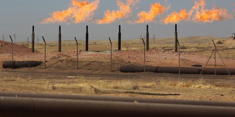 إيران ثاني أسوأ دولة في حرق الغاز بعد روسيا