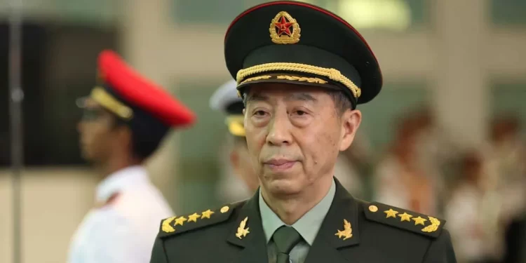 طرد وزير الدفاع الصيني من الحزب الحاكم