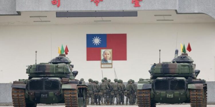 وزير الدفاع الصيني.. مستعدون لــمنـــع استقلال تايوان “بالقوة”