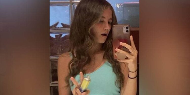 انفجار رئة مراهقة بسبب سيجارة إلكترونية