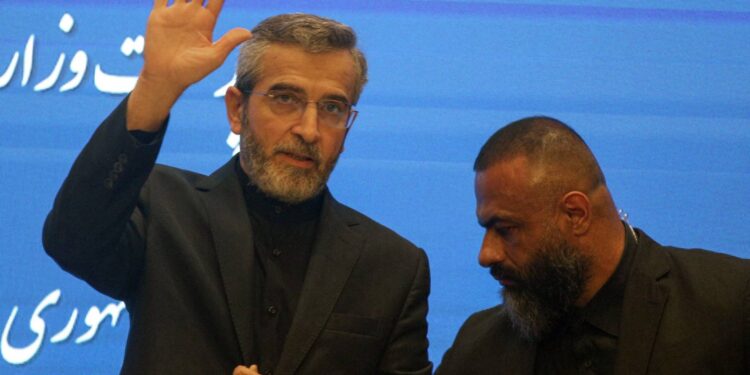 إيـــران تتلقى رسالة من البحرين لــ”استئناف العلاقات”