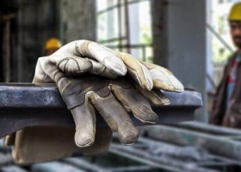 إيران اصبحت دولة مصـــدرة للموارد البشرية لدول الجوار … من العمالة الماهرة للبسيطة