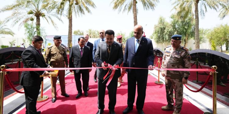 السوداني يفتتح مركز عمليات قيادة الدفاع الجوي الجديد