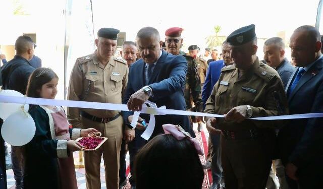 وزير الداخلية يفتتح مشروع مبنى البطاقة الوطنية والجواز الإلكتروني في النجف