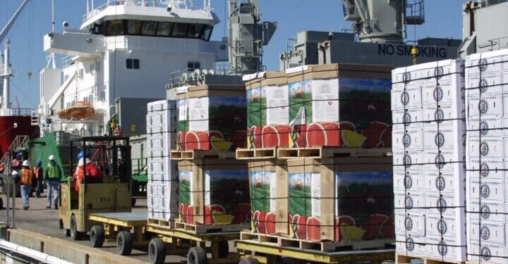 التبادل التجاري بين (إيران وقطر) يشهد نموا بنسبة 41%