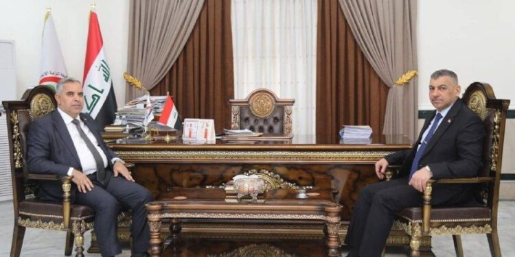 القاضي حنون يلتقي وزير الزراعة