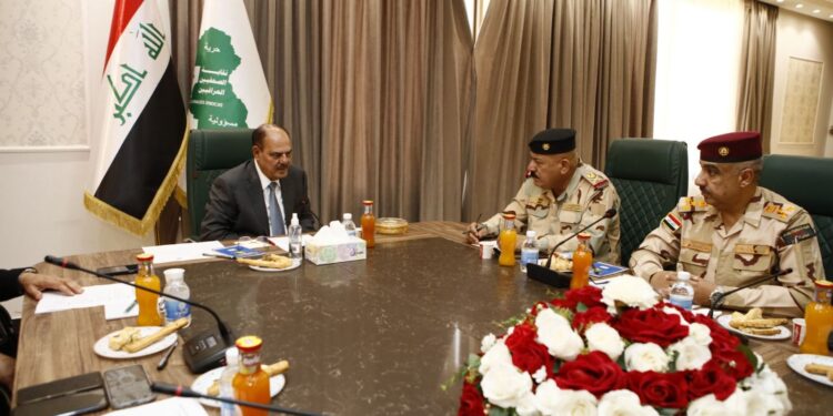 اللامي يؤكد اهمية اظهـــار “الصورة المشرقة” للعراق امام الوفود التي ستزور العراق بعيد الصحافة