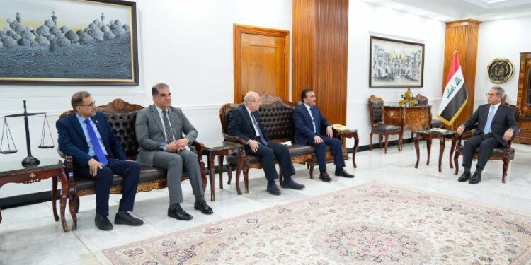 رئيس مجلس القضاء الأعلى يستقبل وزير التربية