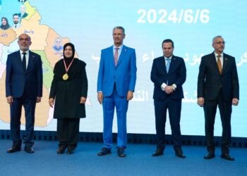 وزير النفط يؤكد ان التدريبَ ضرورة لتنميةِ القُـدراتِ والمهـاراتِ البشرية الفنيةِ