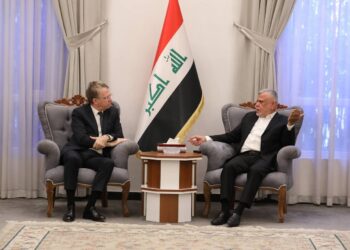 العامري يلتقي السفير الفرنسي