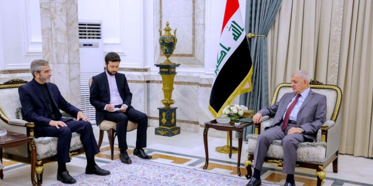 رئيس الجمهورية يستقبل وزير الشؤون الخارجية الإيراني بالإنابة