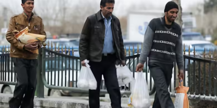 ايران .. ارتفاع مؤشر البؤس بـ 29 درجة خلال 7 سنوات