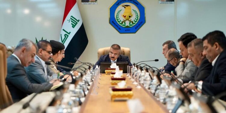 وزير الداخلية يرأس مؤتمراً موسعاً لمناقشة القضايا الاستراتيجية