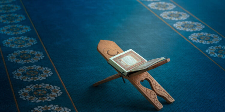 الرحمة أول الصفات التي عرف الله بها تعالى نفسه لعباده