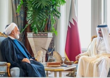 قطر تطلــق ســــراح (4 صياديين إيرانيين) وتنقلهم إلى اراضيهم