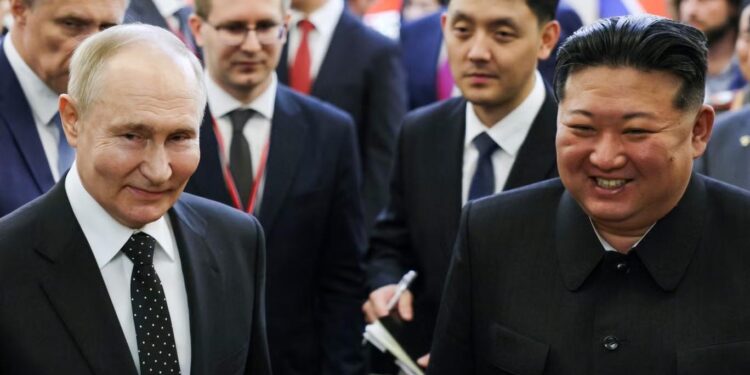 علاقـــات بوتين “الخاصة” تغرق العالم في أزمــــــات