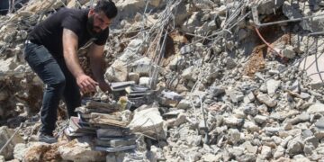 إستهداف مستودع ذخائر لـ”حزب الله” جنوب لبنان